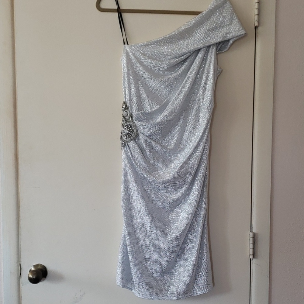 David Meister Silver one Shoulder  Cocktail dress